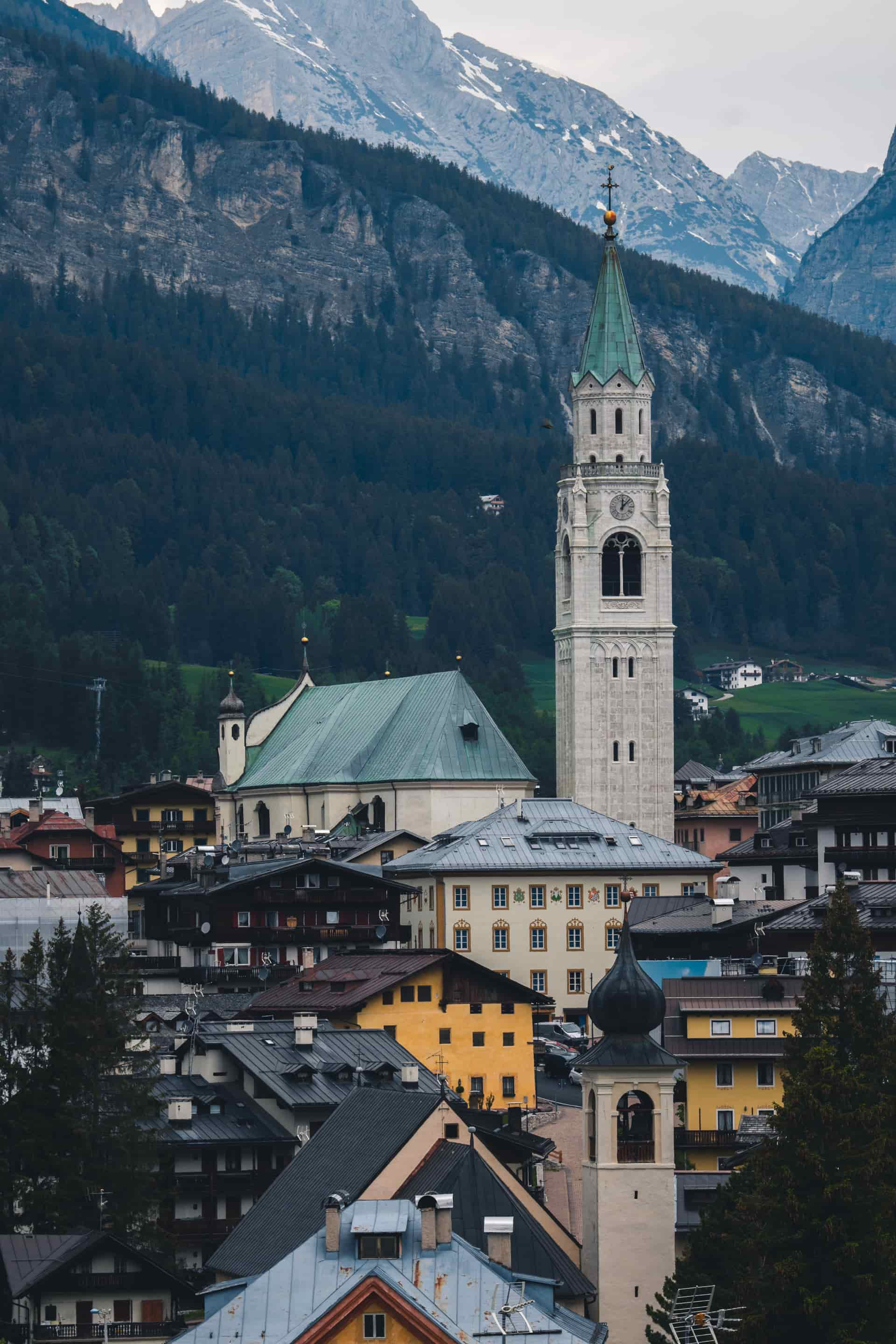 Cortina