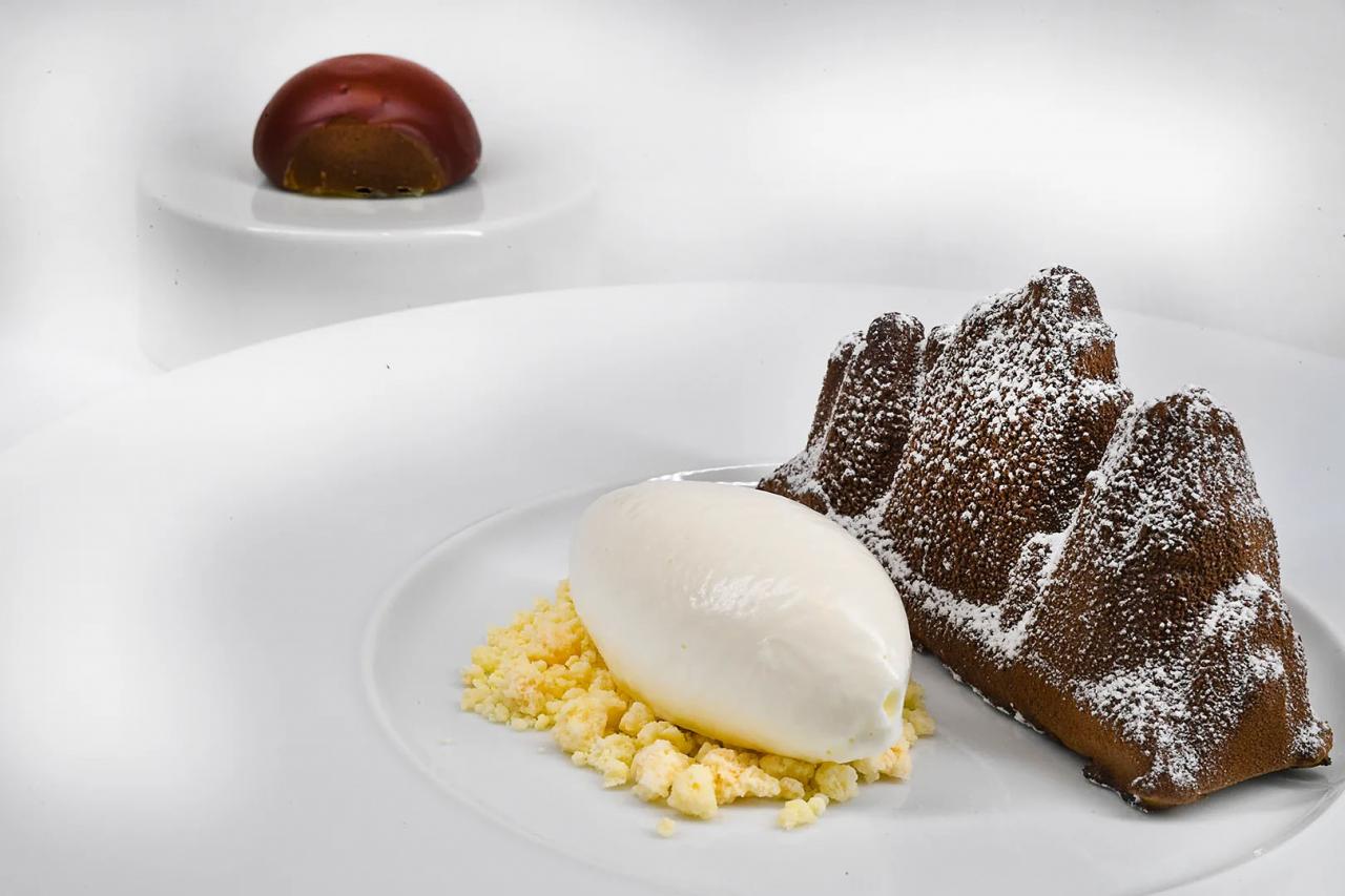 1224 Restaurant Mont Blanc, Noci Pecan, Fava Tonca e Pino Mugo