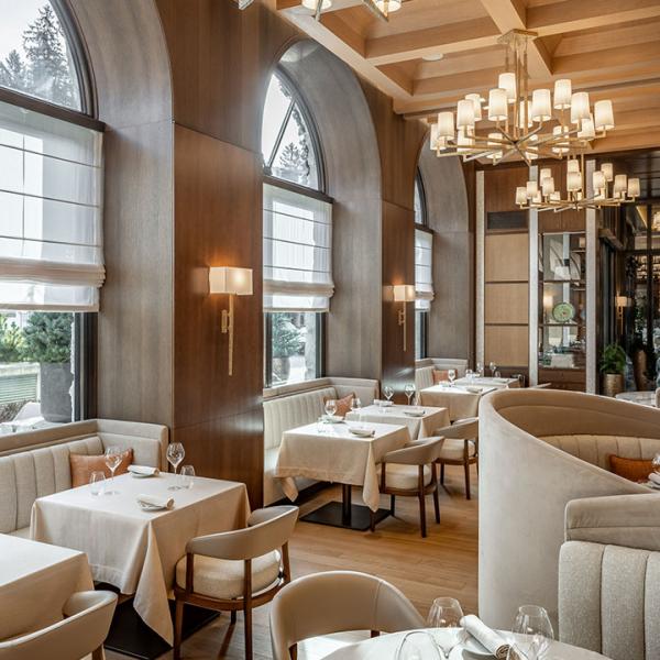 1224 Restaurant Cortina